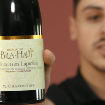 Dégustation du vin rouge Occultum Lapidem du Domaine de Bila-Haut