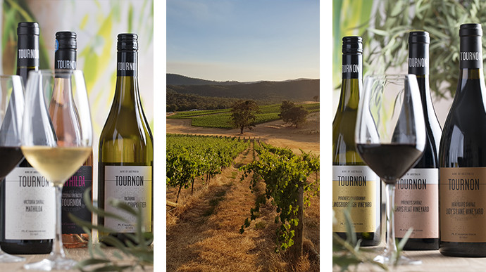 Un paysage de vignes australien entouré par deux photos des vins de la gamme.